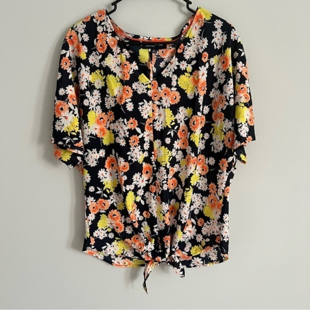 Jones New York Floral Tie-Front Blouse – Navy Blue, Orange & Yellow 🌸✨